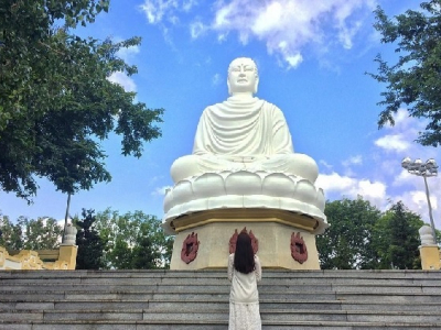 Chùa Long Sơn Nha Trang 