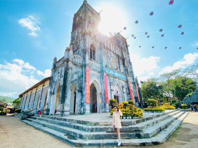 Nhà Thờ Bằng Lăng Phú Yên 